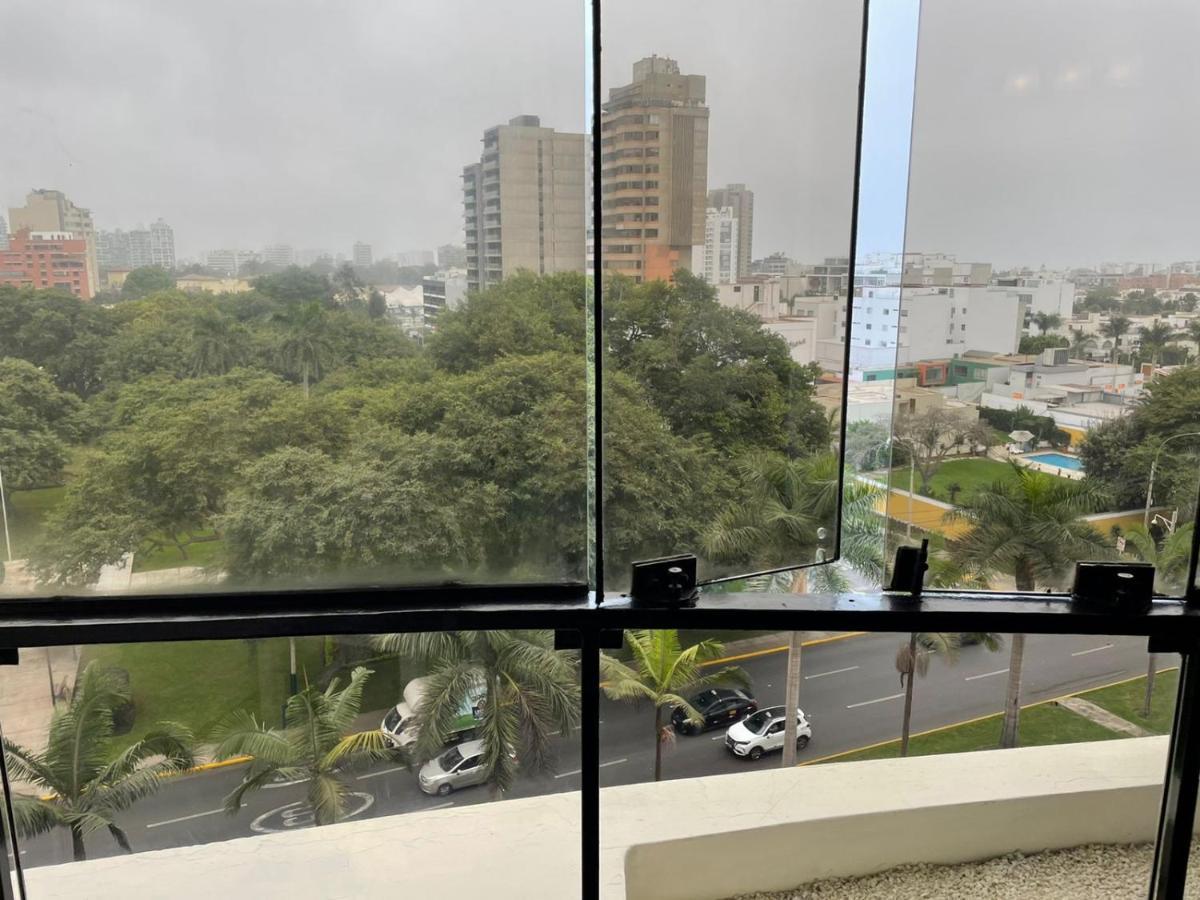 Acogedor Dpto En San Isidro Excelente Vista, Piscina Y Wifi Apartment ลิมา ภายนอก รูปภาพ